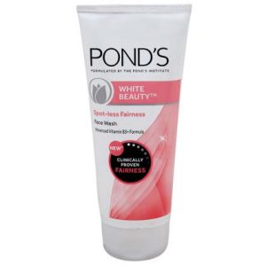 Pond's White Beauty Spot-Less Fairness Face Wash with Advanced Vitamin B3 200 g